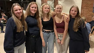 Elever fra Hedegårdenes Skole på konfirmandlejr 
